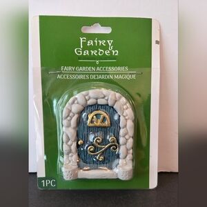 Charming Fairy Garden Arched Stone Door with Gold Knocker 3" Resin Home Decor